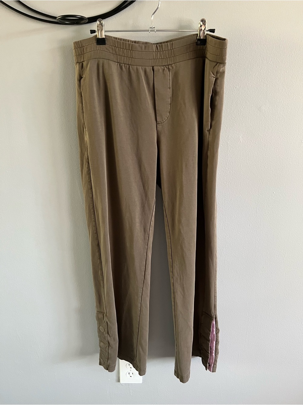Casual Olive Straight-Leg Pants